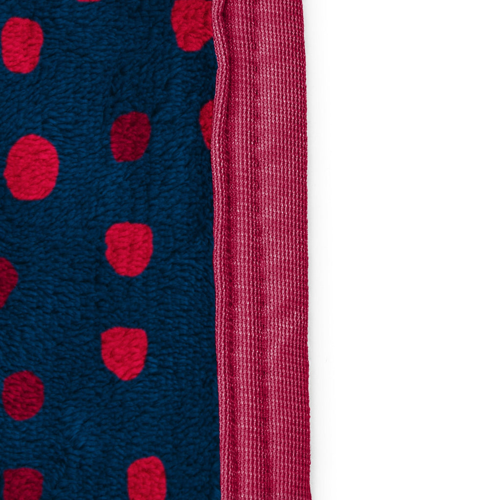 Strawberry Shortcake Berry Meadows 46" x 60" Coral Fleece Throw Blanket, Kids, Polyester, Navy