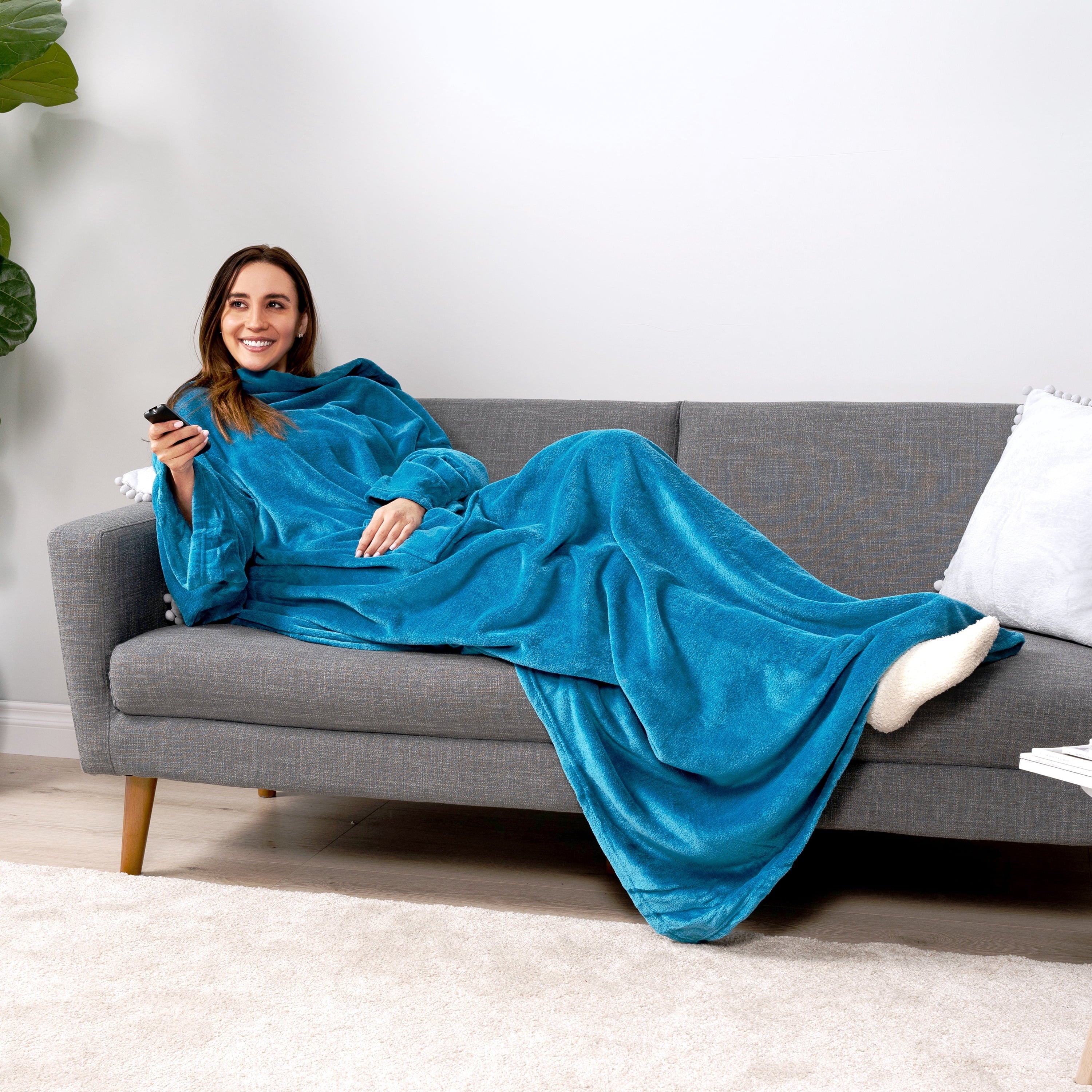 Wearable Blanket with Sleeves for Adult Women Men, Cozy Fleece Warm Wrap Throw Blanket with Arms, Pocket, Gifts for C...