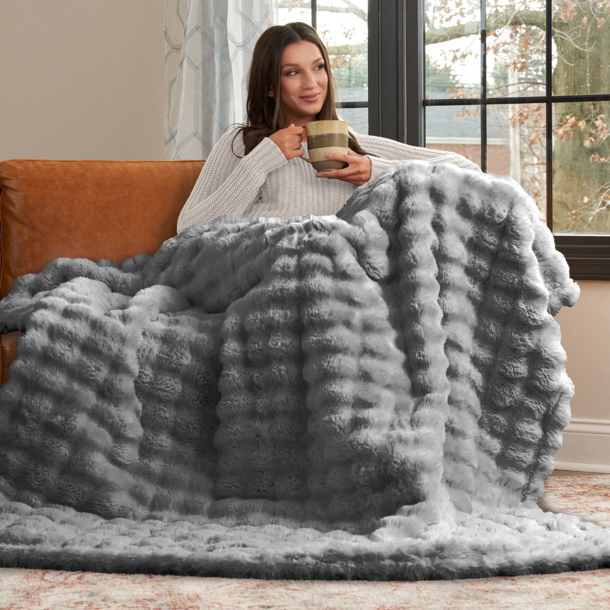 Serenade Gray Textured Faux Fur Throw Blanket, 50 x 70