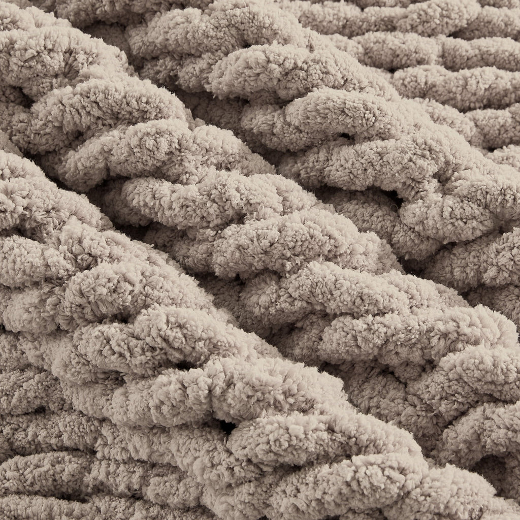 Chunky Knit Throw Blanket Handmade Soft Throws for Couch Sofa Bed, 50" x 60" Taupe