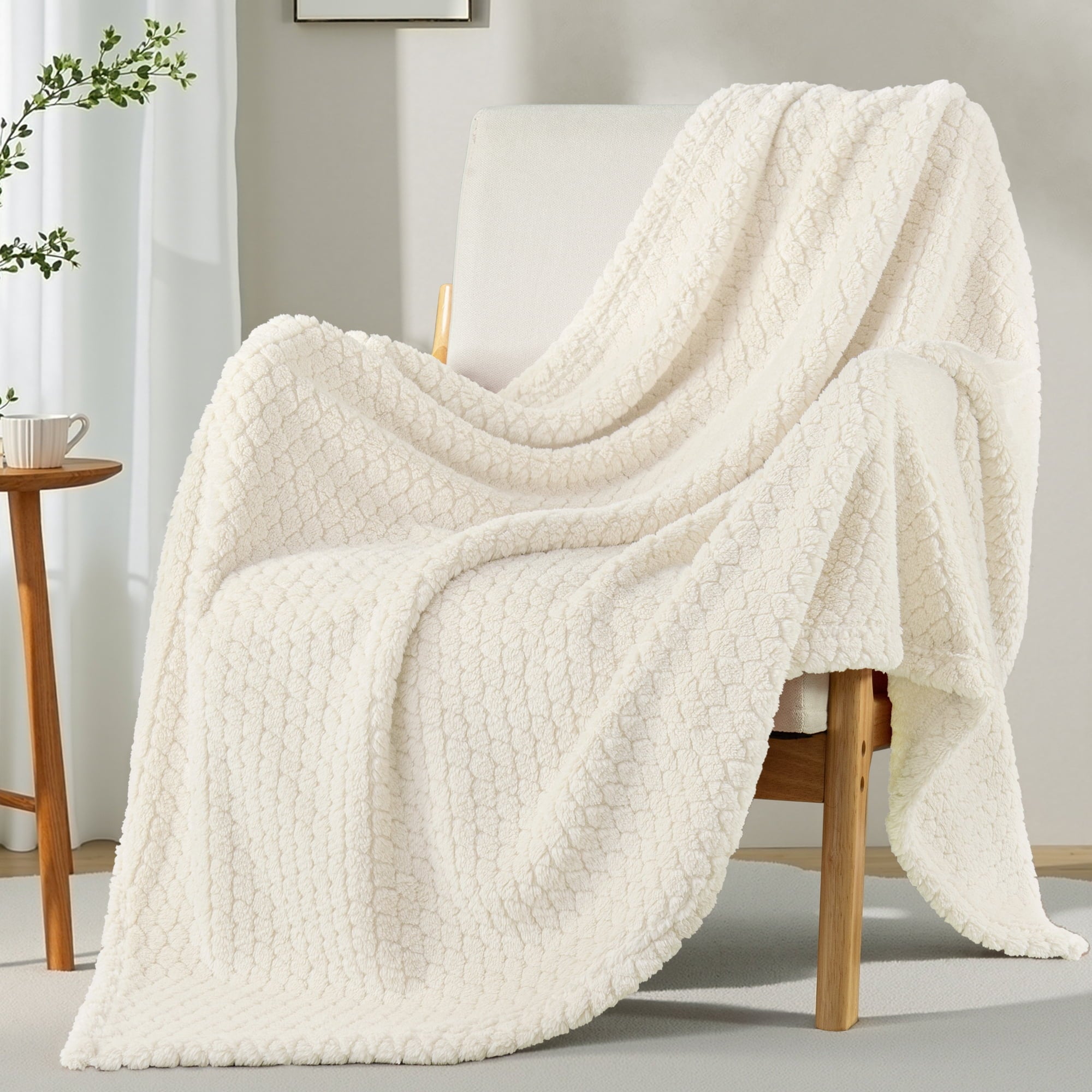 Fleece Throw Blanket for Couch, Super Soft Jacquard Bed Blanket, Lightweight Fuzzy Warm for All Seasons, 50x60 Inches...