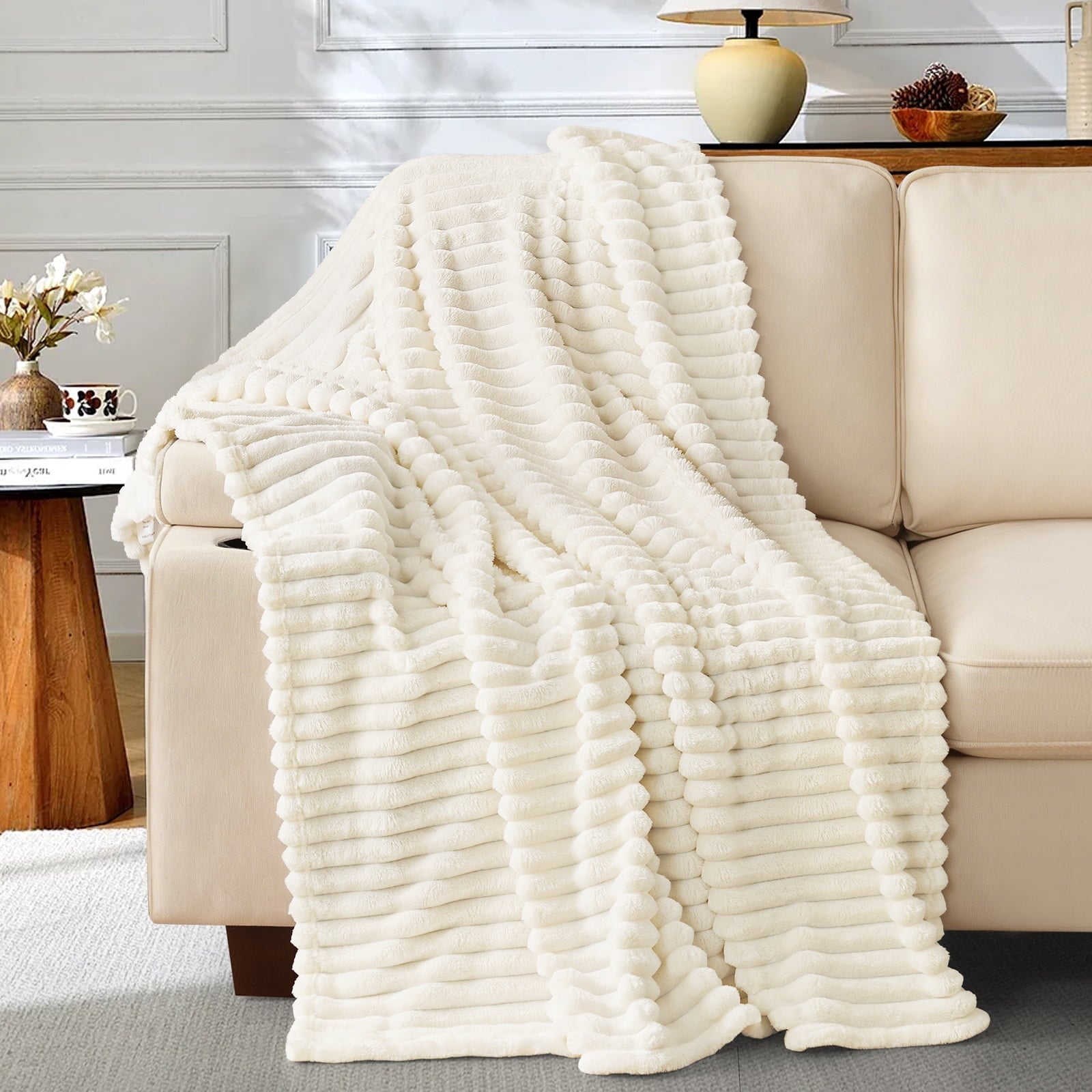White Fleece Throw Blanket for Couch, Super Soft Cozy Blankets and Throws, Decorative Fleece Blankets for Women Men G...