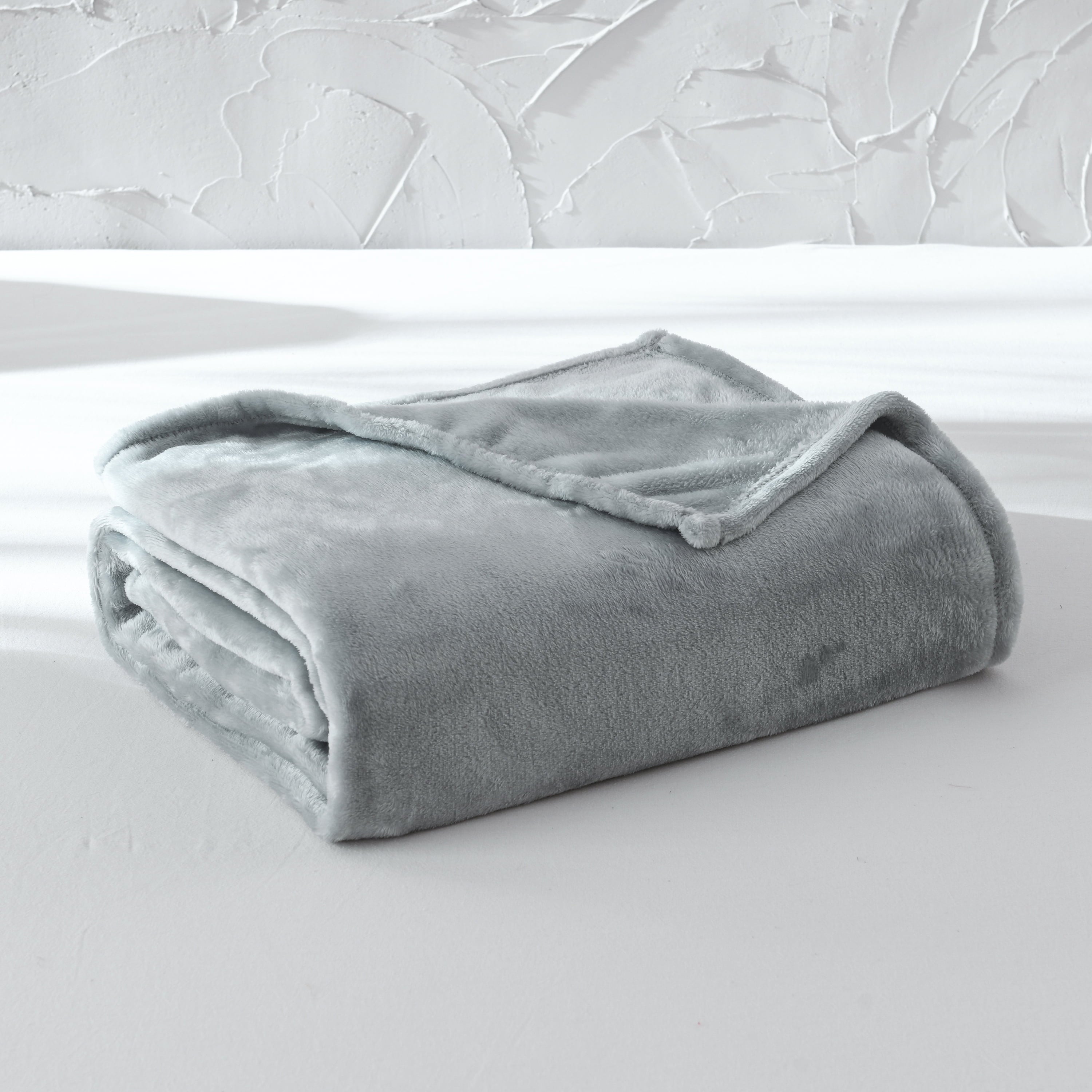 Super Soft Plush Blanket, Gray, Twin, Adult/Teen