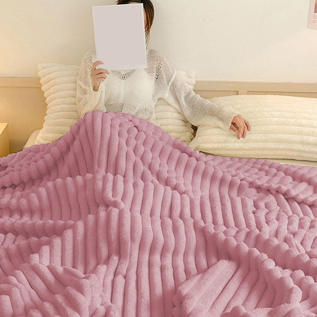 Faux Fur Throw Blanket for Couch, Soft and Thick Double Layer Throw Blanket, Lightweight Plush Fuzzy Luxury Winter Bl...