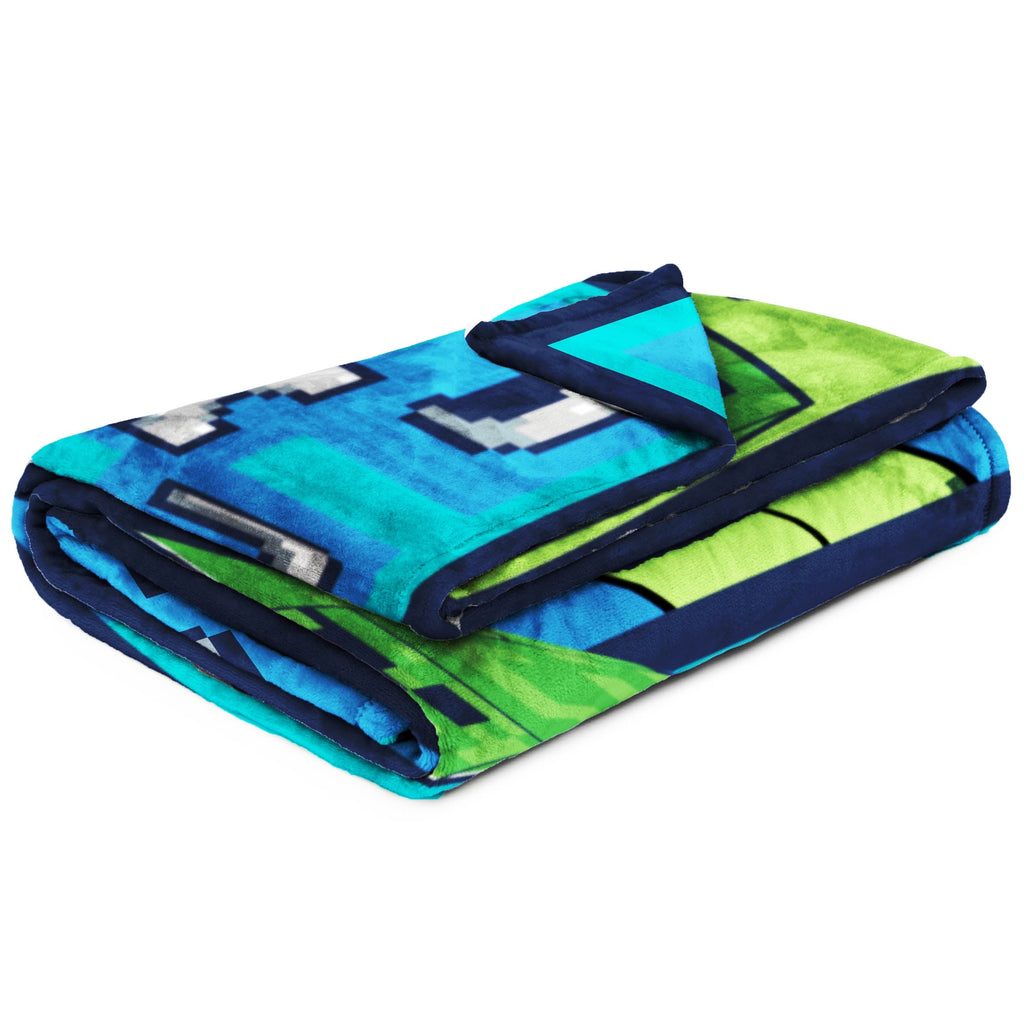 Minecraft Kids Twin/Full Blanket, 62 x 90, Microfiber, Green and Blue